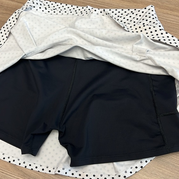 Dona Jo JoJo Skirt Skort White Polka Dot Size 2 - Picture 8 of 9